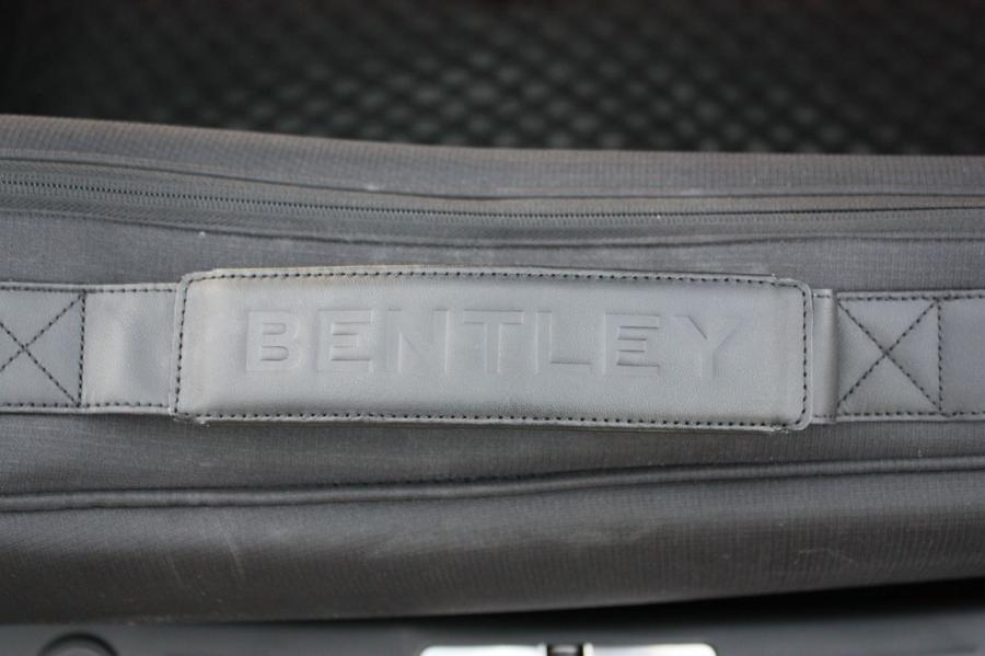  Bentley Continental GTC Speed 2010 года  (фото 29 из 70)